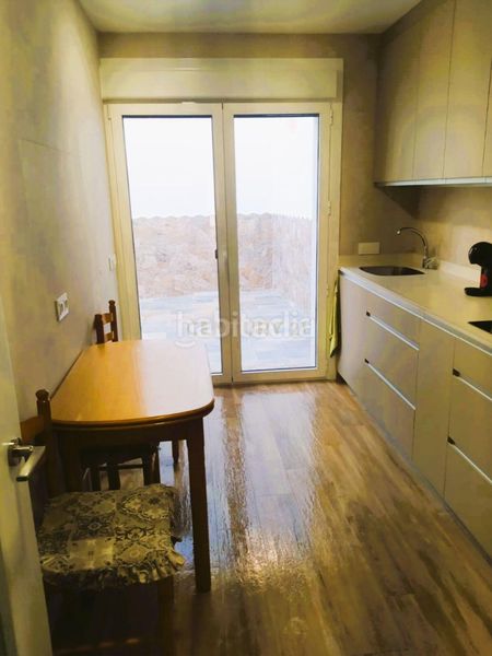 Foto 1483acde-43f5-459f-ab39-747a7dd7b7f3. Alquiler apartamento se alquila piso bajo a estrenar con gran patio privado a 10 min de cáceres domótica y climalit en Malpartida de Cáceres