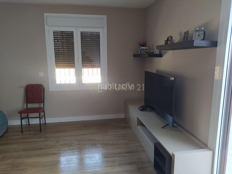 Foto 165f69f5-1e5f-40ac-ae1c-0939f3dc639c. Alquiler apartamento se alquila piso bajo a estrenar con gran patio privado a 10 min de cáceres domótica y climalit en Malpartida de Cáceres