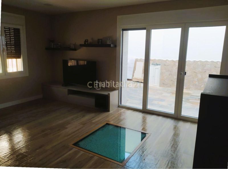 Foto a536ece1-64e2-4829-80d3-50ebbd020731. Alquiler apartamento se alquila piso bajo a estrenar con gran patio privado a 10 min de cáceres domótica y climalit en Malpartida de Cáceres