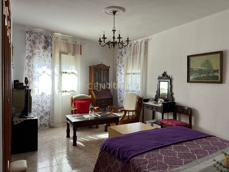 Foto 223ad325-45f2-4d10-9473-954360328195. Casa adossada a calle juan de sande a Torrequemada