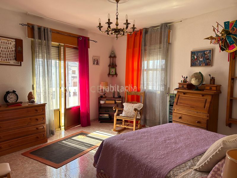 Foto 7046c6a6-2775-415e-aac5-4c4572f3841f. Casa adossada a calle juan de sande a Torrequemada
