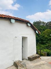Casa  C. pedregoso, 10a, 10700 hervás, cáceres, spain 10 a. Tu refugio junto al río en hervás por solo 50.000