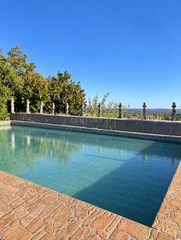 Haus in 10530 serradilla, spain. Una finca para disfrutar, vivir o convertir en un proyecto con e