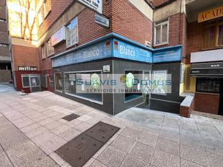 Lloguer Local Comercial a Avenida del príncipe de asturias 16. Local en alquiler en principe de asturias 16