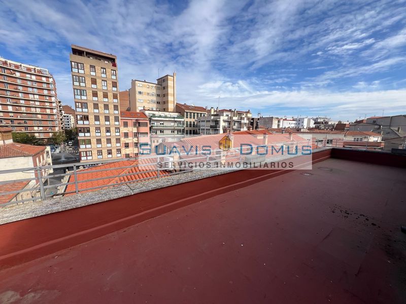 Foto 0f7955ca-8e19-4f49-acff-fe02cdb814e6. Affitto attico in calle alfonso de castro 15 in Casco Antiguo Zamora