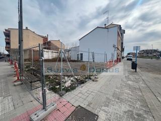 Terrain résidentiel à Calle de cabañales 23. Solar urbano de 450m2 en cabañales