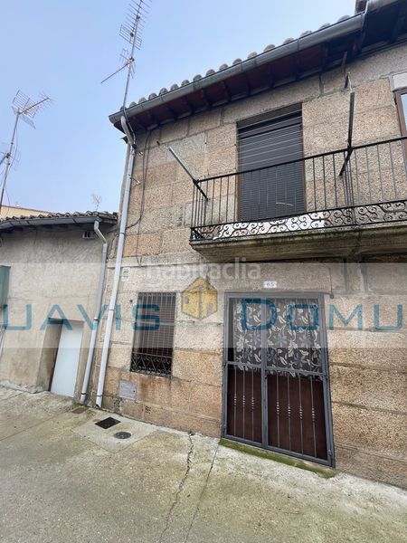 Foto 469b9821-3d40-4752-b38c-e969ec7963c0. Casa in calle subida a santa colomba 104 in Fermoselle