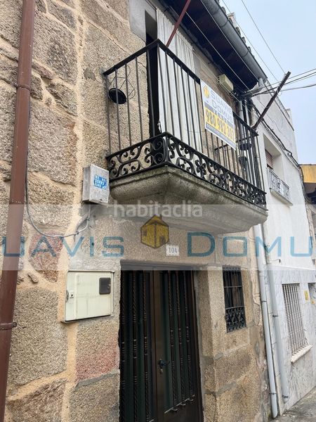 Foto c66ceb52-ab83-411c-8746-0bd101188797. Casa in calle subida a santa colomba 104 in Fermoselle