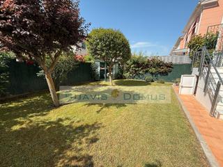 Chalet  Calle juan cortés de tolosa. Chalet individual con jardín en siglo xxi