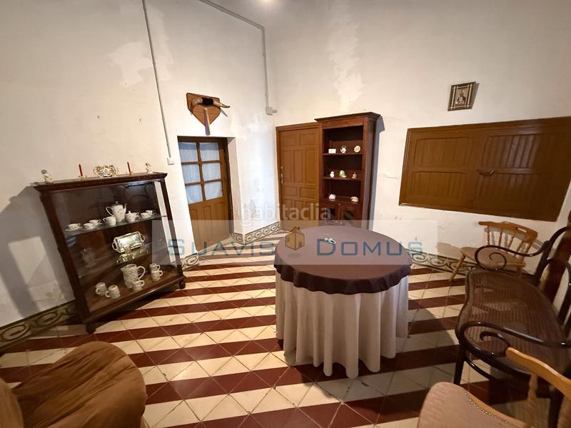 Foto 0c3db656-0070-49b0-a905-0f4d7dffbb00. Casa en calle presa 2 casa con patio, tejado y ventanas nuevas en Sanzoles