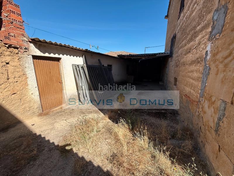Foto be45e511-c74f-4119-b0a5-901bd584f795. Casa en calle presa 2 casa con patio, tejado y ventanas nuevas en Sanzoles
