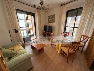 Appartement  Calle alfonso xii 2. Piso reformado en casco antiguo