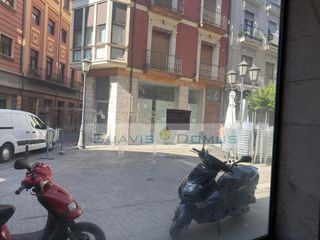 Geschäftsraum in Calle Viriato 8