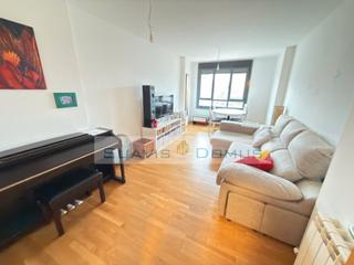 Pis  Calle palencia 1. Piso en vista alegre de 2 habitaciones y 2 baños