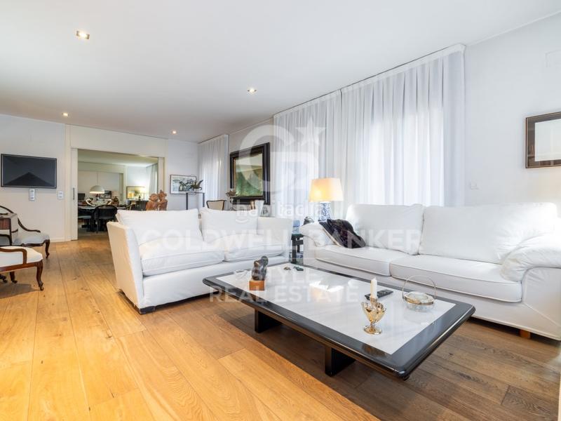 Foto ad68088b-31d6-4bd4-8881-e64182a7b118. Appartamento con parcheggio in Centre Sabadell