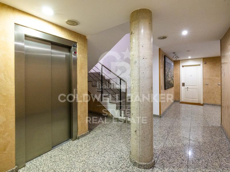 Foto adb0c6ca-3a4b-4be3-bed7-5aa3e1d92c15. Appartamento con parcheggio in Centre Sabadell
