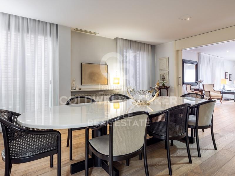 Foto c2df48c0-7fb3-458f-aa25-1401e479d158. Appartamento con parcheggio in Centre Sabadell