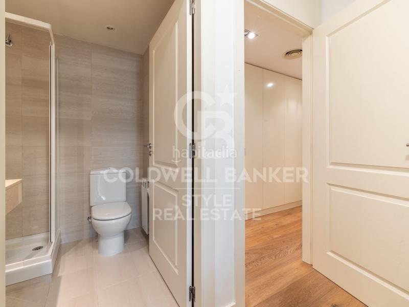 Foto c9663907-0d4b-40c0-8843-e4da8deb5db7. Appartamento con parcheggio in Centre Sabadell