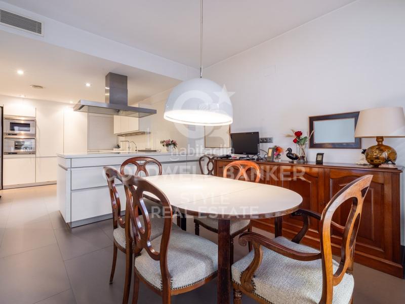 Foto f6280c41-b1b6-4c58-818f-7bc76e11cf1e. Appartamento con parcheggio in Centre Sabadell