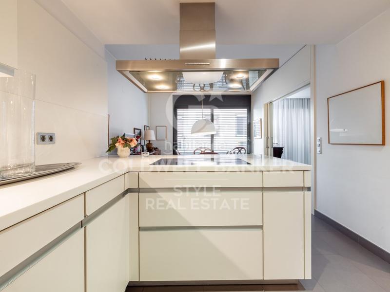 Foto fdda5613-8879-4381-a390-c002c2215ffd. Appartamento con parcheggio in Centre Sabadell