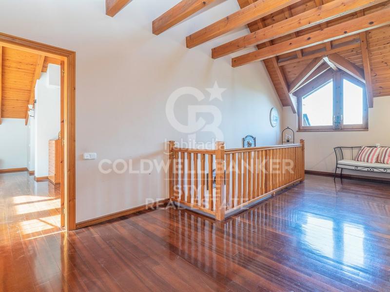 Foto 0a74e626-f174-4fc9-86da-a44186e6e7ea. Haus mit parking in Matadepera