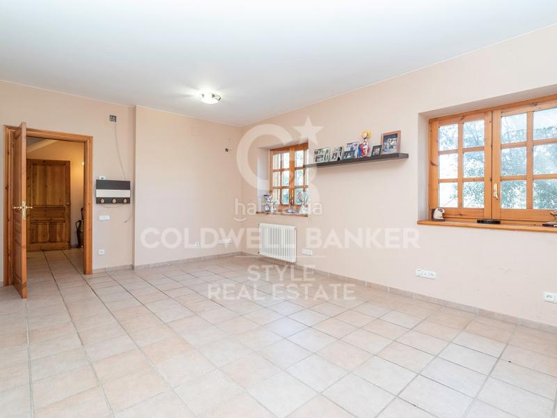 Foto 5e91f988-eb1b-413c-b3dc-058985b29437. Haus mit parking in Matadepera
