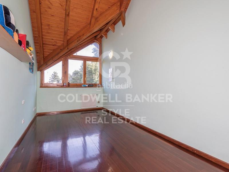 Foto b67d8cbc-b162-4add-a61c-10cdaf7de25a. Haus mit parking in Matadepera