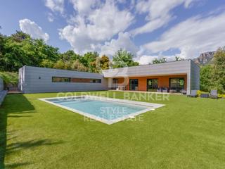 Casa  N/a. Luz, diseño y vida el hogar que soñaste está en matadepera