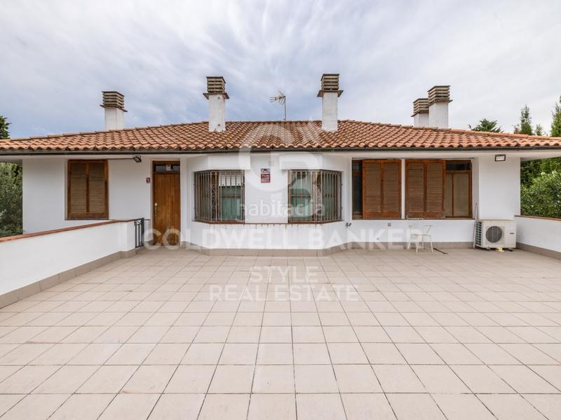 Foto 21c51bae-6316-44d3-84b7-7d88f34d1e3f. House with parking in Matadepera