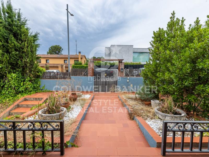 Foto 28de6b37-39a8-4788-81b3-138ea4884a6b. House with parking in Matadepera