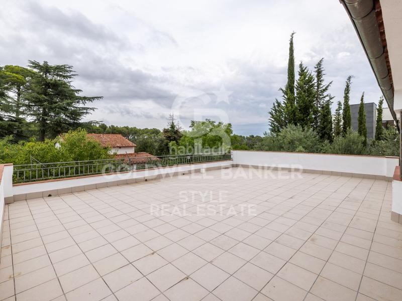 Foto 5dbe3214-5d38-4d38-b3e7-137e3cd1b3c1. House with parking in Matadepera