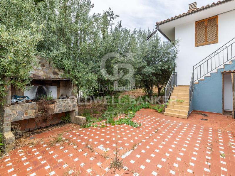 Foto 63f14c13-706c-4747-beaf-4b3ef06e0ff4. House with parking in Matadepera