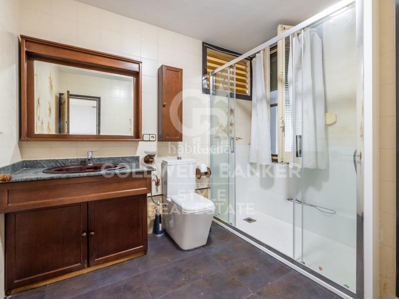 Foto e41804eb-2014-42f1-b20b-e3189e51bd3a. House with parking in Matadepera