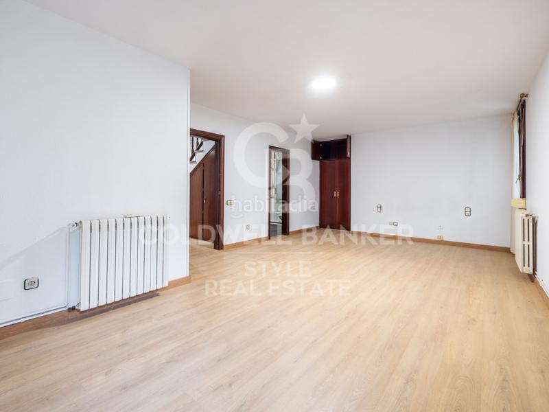 Foto f0b1f26f-b1d4-485d-8aef-b9b02af9cc15. House with parking in Matadepera