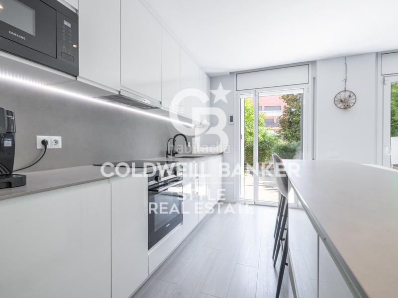 Foto 143c3698-58d6-4c9d-9a02-4b33f1cca55f. Appartamento con parcheggio in Vallparadís - Antic Poble de Sant Pere Terrassa