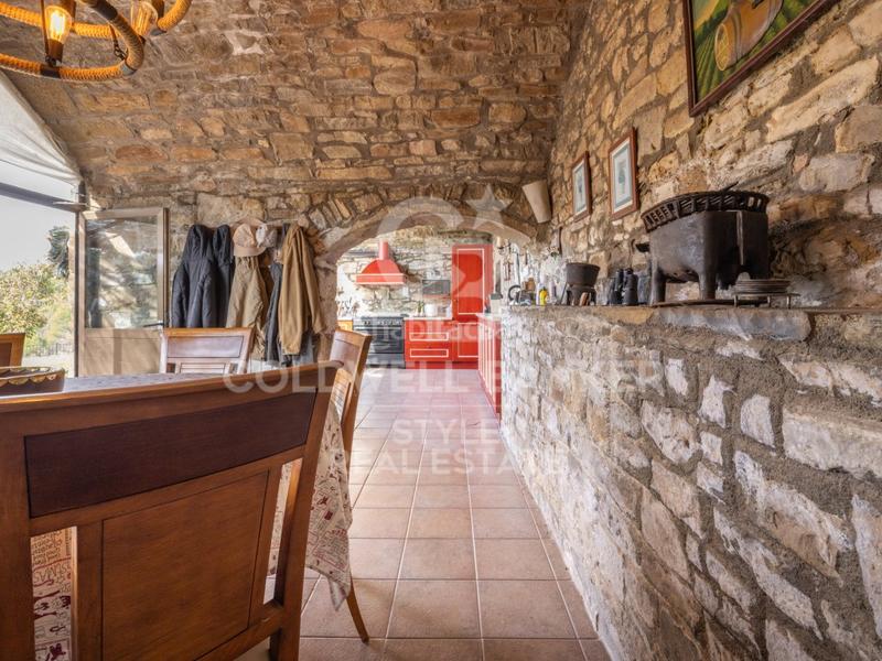 Foto 03bb7ebd-4974-45f7-a599-f6dcc87cc3c9. Maison avec parking dans Talamanca