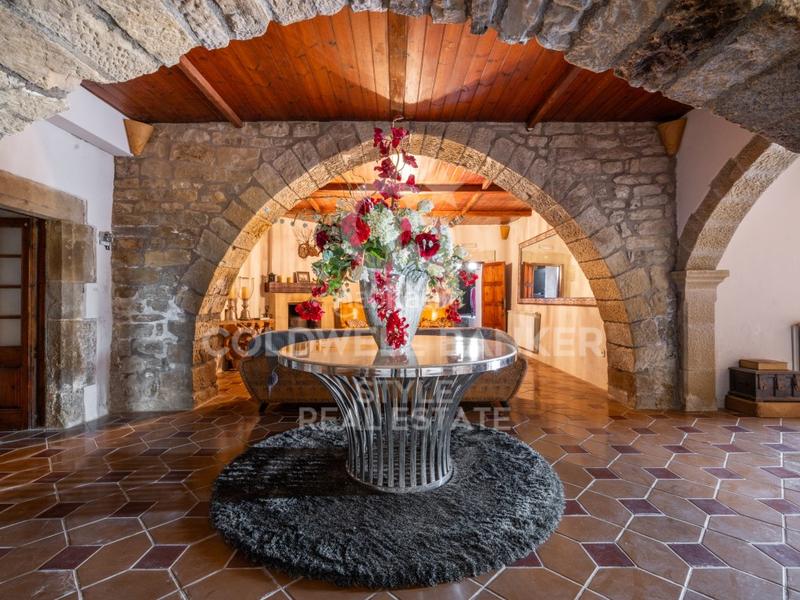 Foto 20277539-610f-424e-9c38-5b4e74fa9088. Maison avec parking dans Talamanca