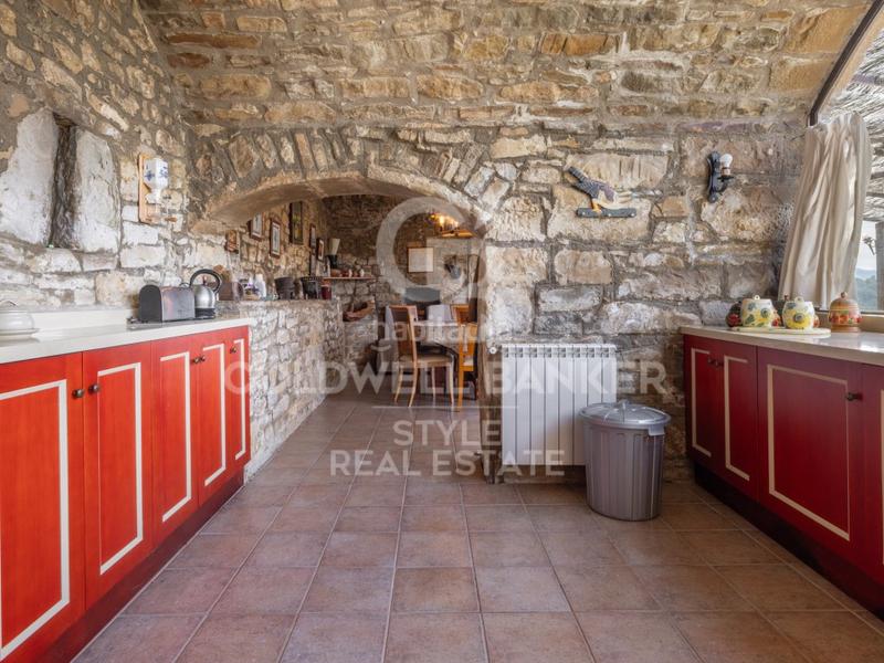 Foto 373c7fee-1eef-48ce-bbe9-bdbf77d3f8a6. Maison avec parking dans Talamanca