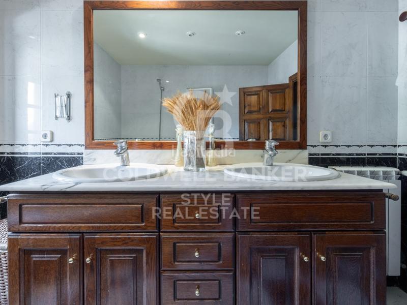 Foto 583be87d-7f74-4479-a559-7b938d82df4b. Maison avec parking dans Talamanca