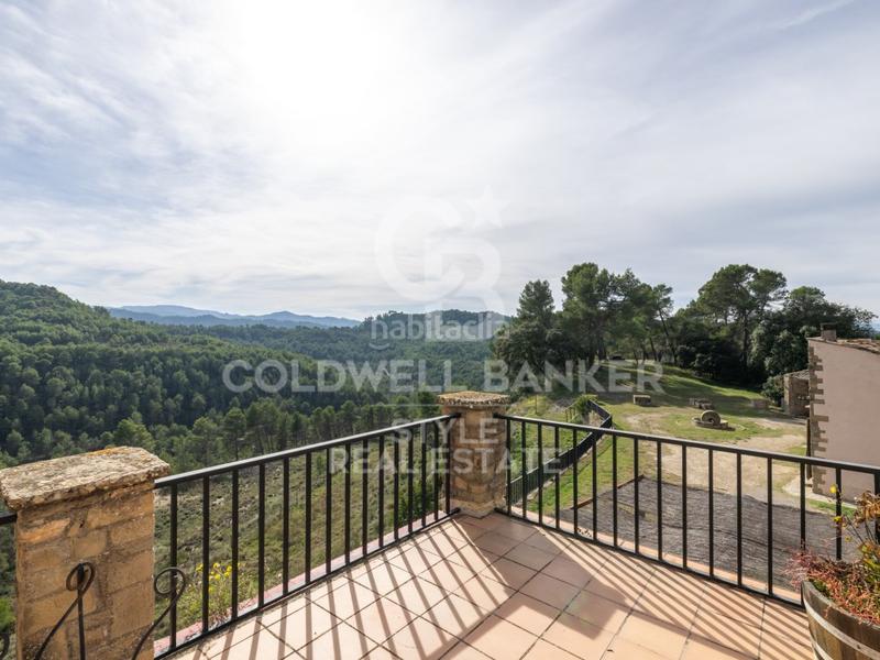 Foto 5aab39a9-df67-41b7-8301-9252fc261e1b. Maison avec parking dans Talamanca