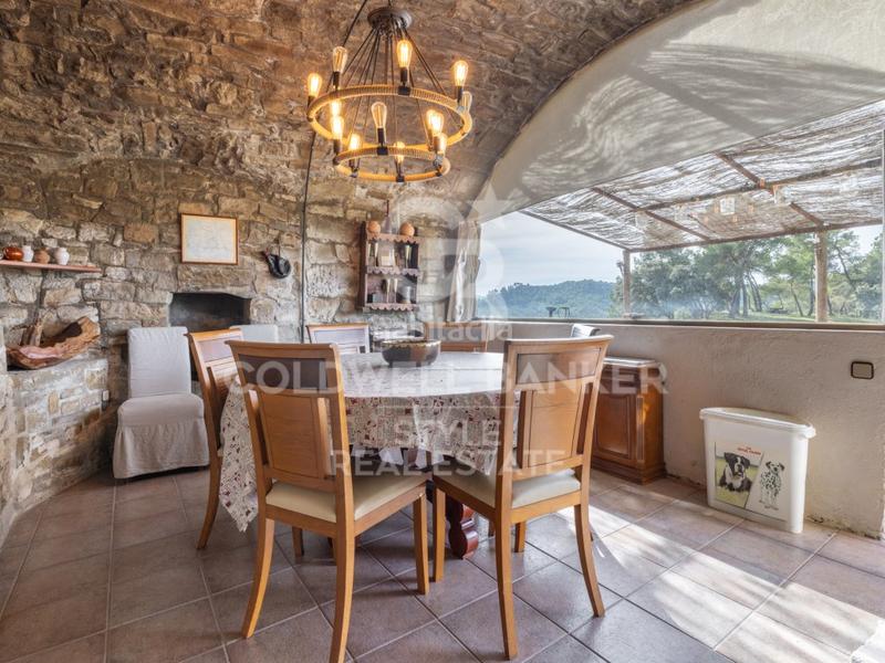 Foto 62baa3f0-6c4c-4f43-a4df-d0446515f42b. Maison avec parking dans Talamanca