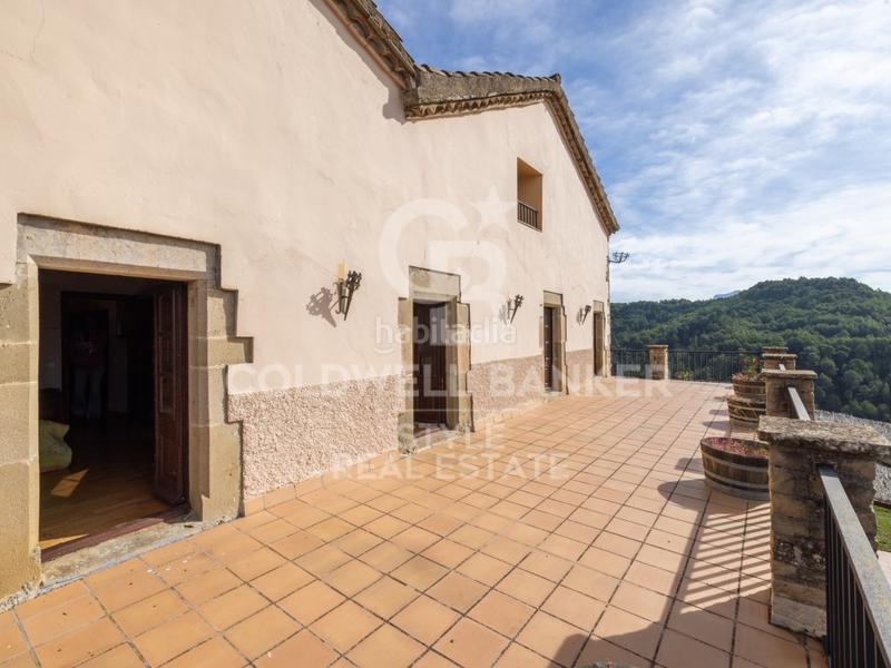 Foto a33f7ccd-c4a0-4e27-800c-d03b1b9484e2. Maison avec parking dans Talamanca