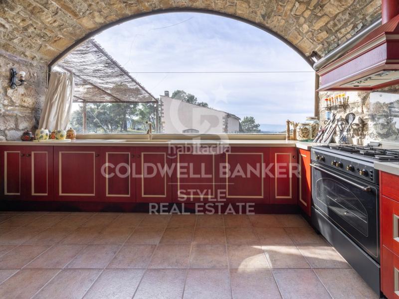 Foto deb4519a-f1d2-43b5-8293-6c9d943b5b3a. Maison avec parking dans Talamanca