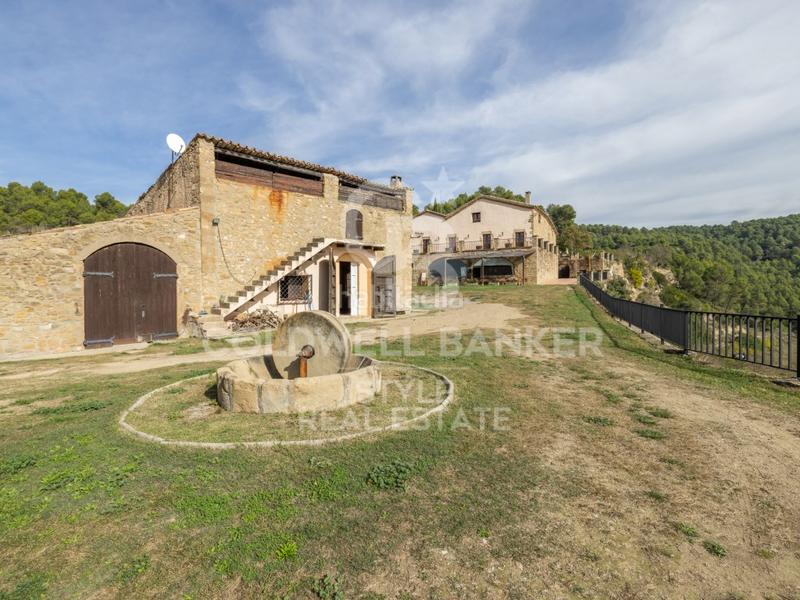 Foto f5c771b7-7b46-4642-aeb7-c6d4c8fcc1a2. Maison avec parking dans Talamanca