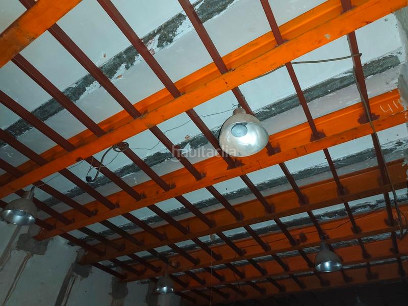 Foto 0b9e401e-251e-4a46-a882-b43fe017fa63. Business premise in El Camp de l´Arpa del Clot Barcelona