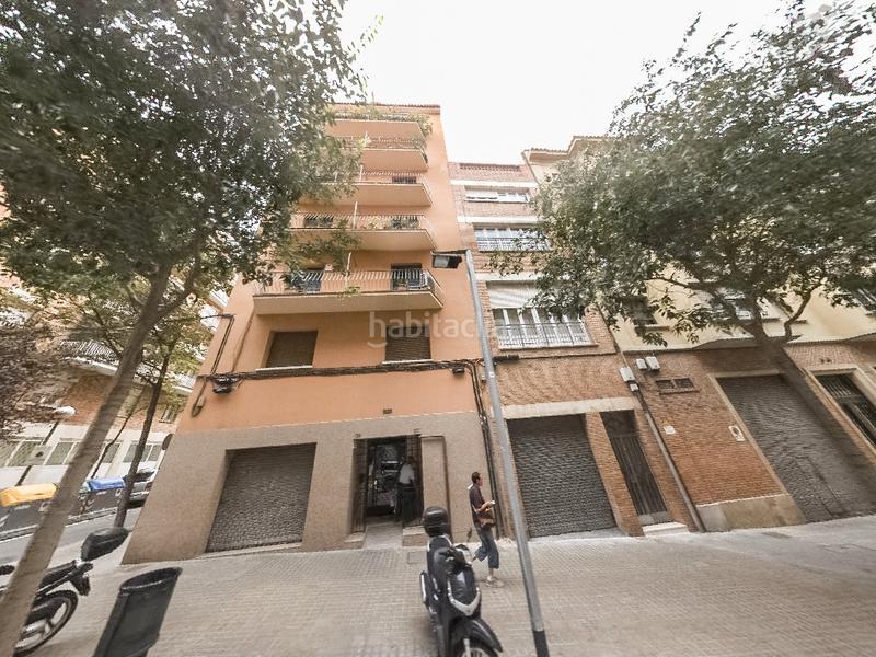 Foto 0f921c7f-cfb5-4fec-8e49-d88ca4364c47. Business premise in El Camp de l´Arpa del Clot Barcelona