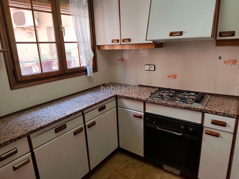 Foto c8aebab0-77a5-4287-bbe5-95a0852c6ea3. Pis amb calefacció aparcament a Hostafrancs Barcelona