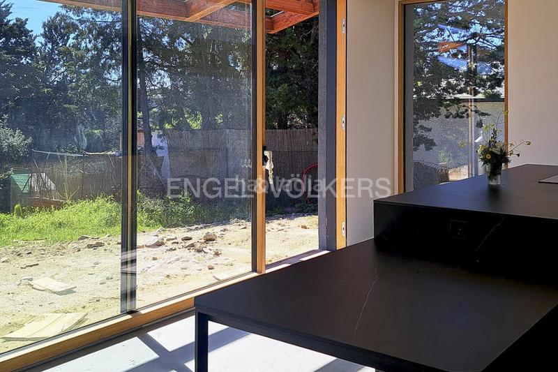 Foto 2a3bd195-d741-4edd-b2c7-ffb702c44754. Casa construcción sostenible con vistas incomparables en Valdemorillo