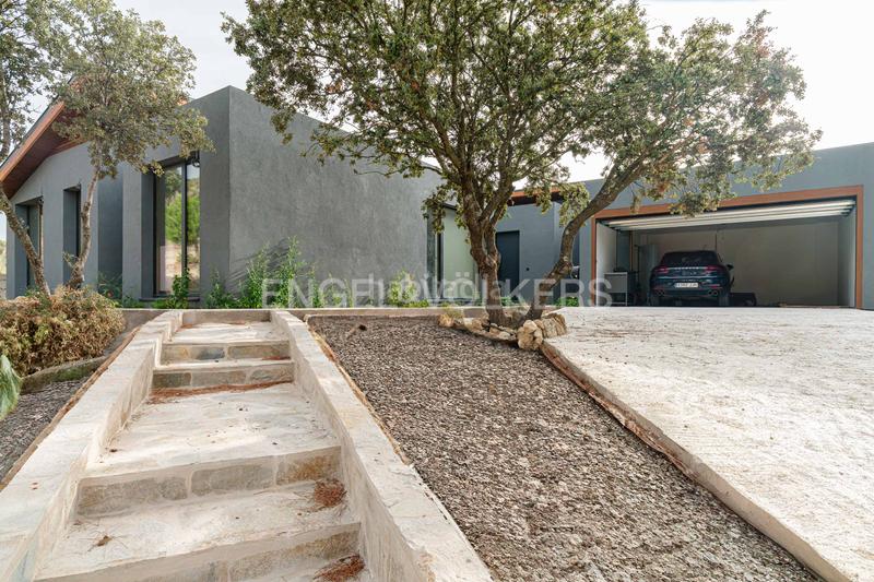 Foto 7d778773-d1de-4ad6-9984-5e9a85bc4a07. Casa construcción sostenible con vistas incomparables en Valdemorillo