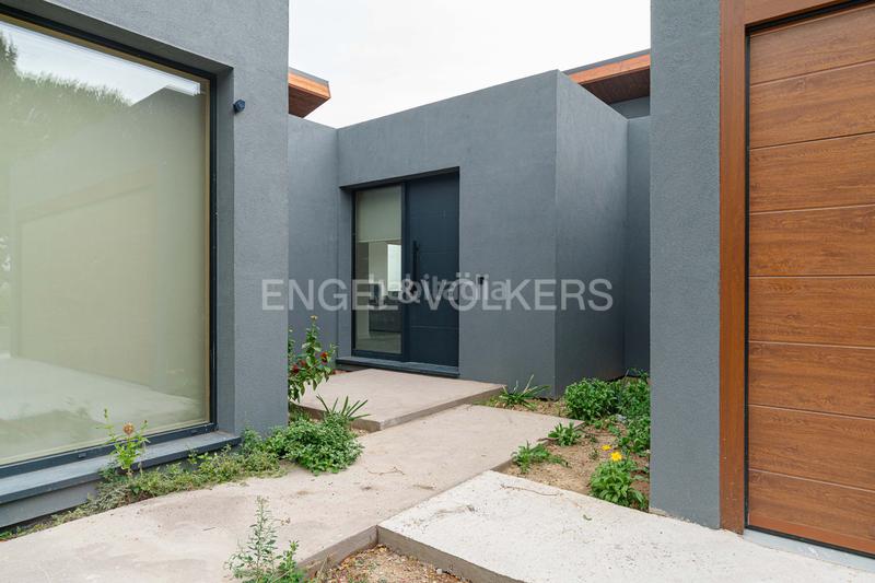 Foto a76f9531-ca79-41fd-9970-8b7705ccb2cf. Casa construcción sostenible con vistas incomparables en Valdemorillo